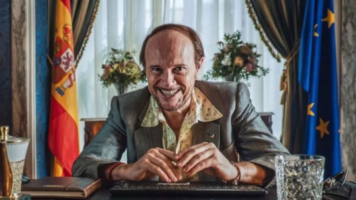 Torrente presidente: su Netflix l'ultimo capitolo della satira spagnola. Santiago Segura si trasforma in un leader politico populista.