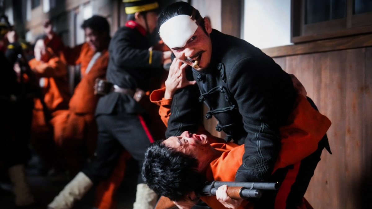 Golden Kamui: Attacco alla Prigione di Abashiri - scena di lotta nel carcere
