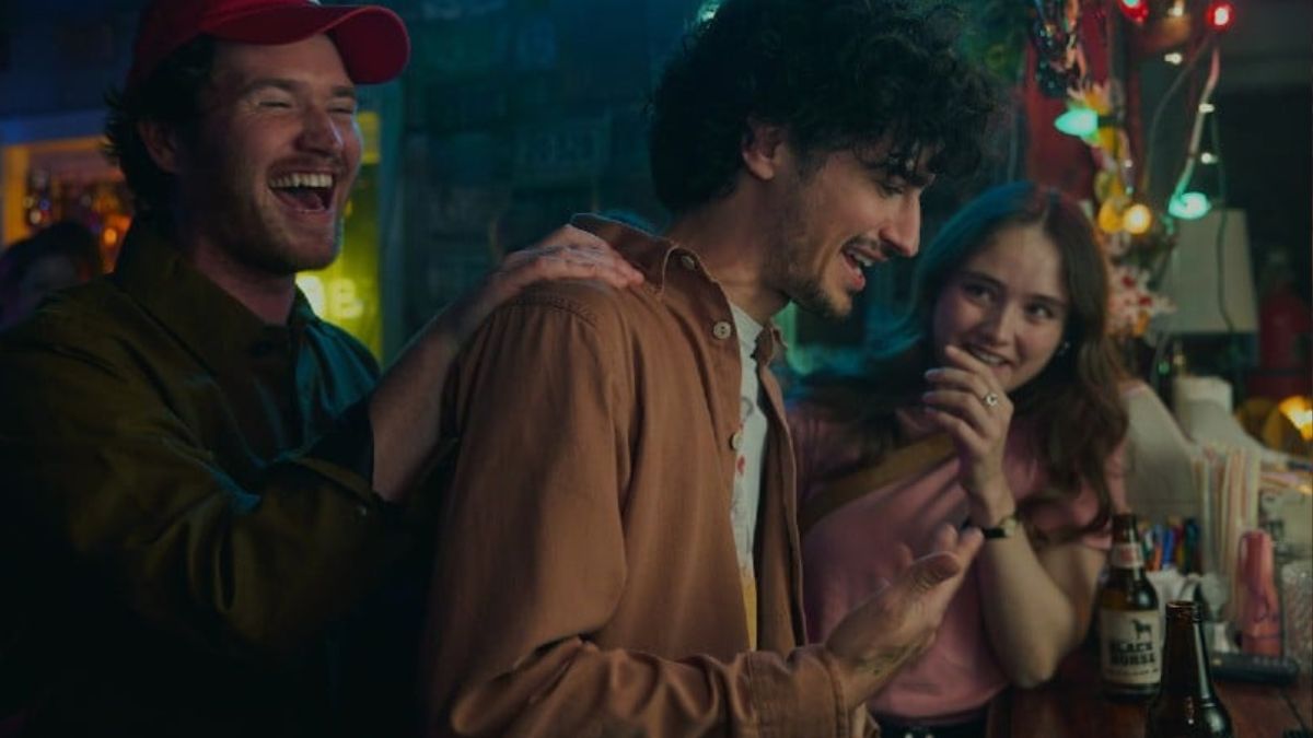 Below: la nuova serie Netflix e quel mistero nascosto negli abissi. Josh Hartnett dovrà affrontare questo oscuro segreto.