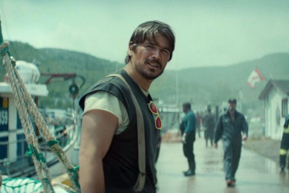 Below: la nuova serie Netflix e quel mistero nascosto negli abissi. Josh Hartnett dovrà affrontare questo oscuro segreto.