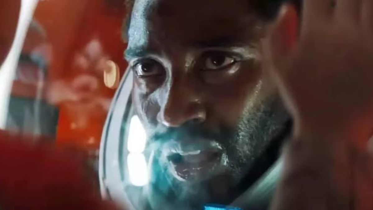 The Creator: il capolavoro della fantascienza in Top 10 su Netflix immagina l'angosciante minaccia dell'Intelligenza artificiale.
