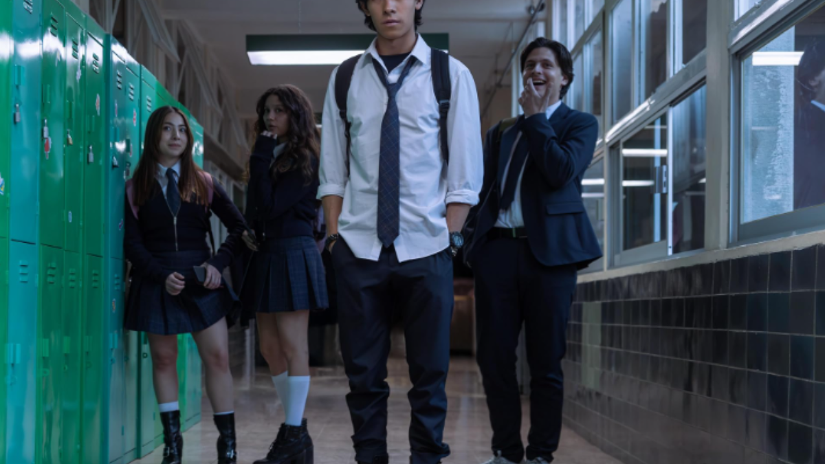Il progetto finale, la nuova serie tv di Netflix è Un thriller adolescenziale rapido e oscuro, che affronta cyberbullismo, identità e pressione.