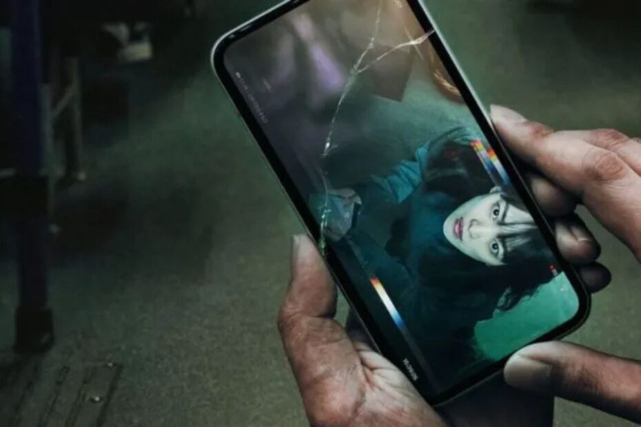 Basta un telefono per distruggerti la vita: Unlocked è il thriller coreano di Netflix che mette i brividi e inquieta fino all'ultima scena.