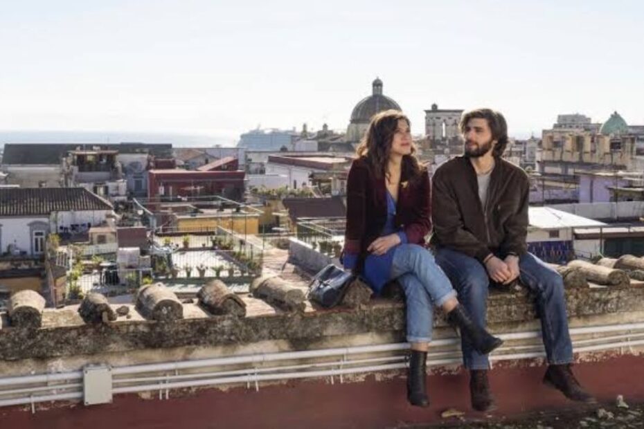 Tra nostalgia degli anni Novanta e romanticismo: ecco perché la serie italiana Generazione 56k merita una visione su Netflix.