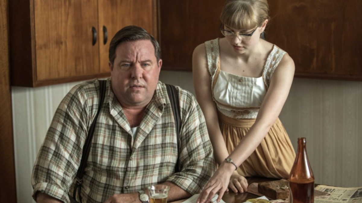 in foto i protagoniste del film Ladies in Black