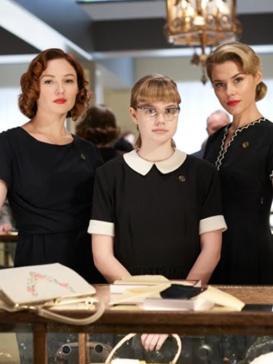 in foto le protagoniste del film Ladies in Black