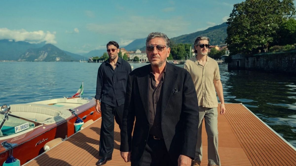 Castellitto, Porcaroli e Morrone entrano in The Gentlemen 2: la serie porta Eddie e Susie tra boss, ville e location reali del Lago Maggiore.