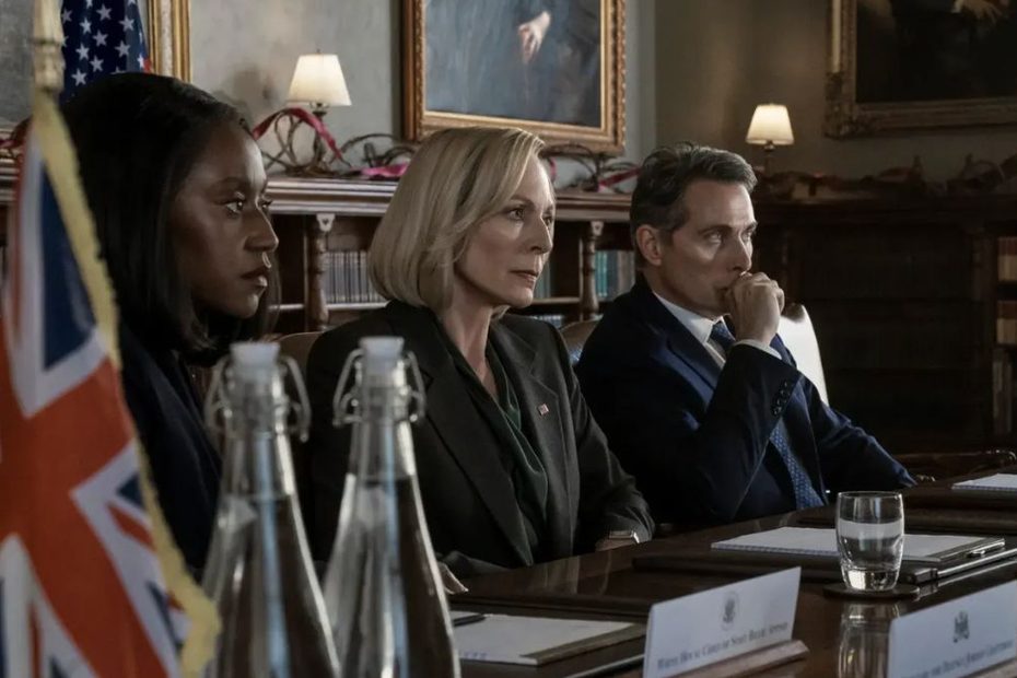 Potere, complotti e segreti di Stato: abbiamo scelto le 15 migliori serie thriller politiche disponibili oggi su Netflix.