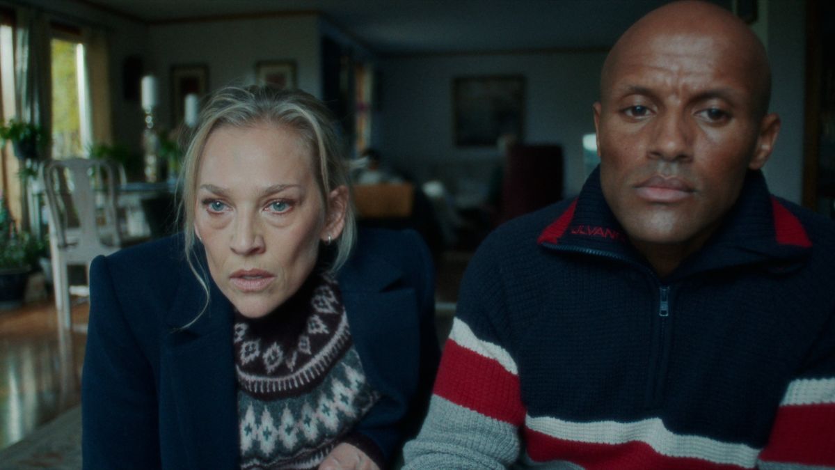 Scomparsa a Lørenskog ricostruisce un inquietante caso realmente accaduto in Norvegia. Trama, storia vera, cast e cosa sapere sulla miniserie Netflix.