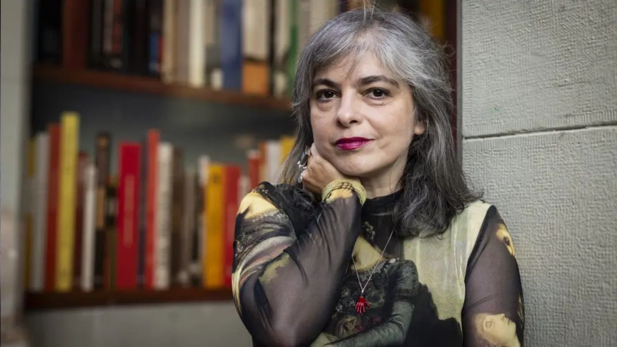 Mis muertos tristes arriva su Netflix: trama, cast e uscita della miniserie horror di Pablo Larraín tratta dai racconti di Mariana Enriquez.