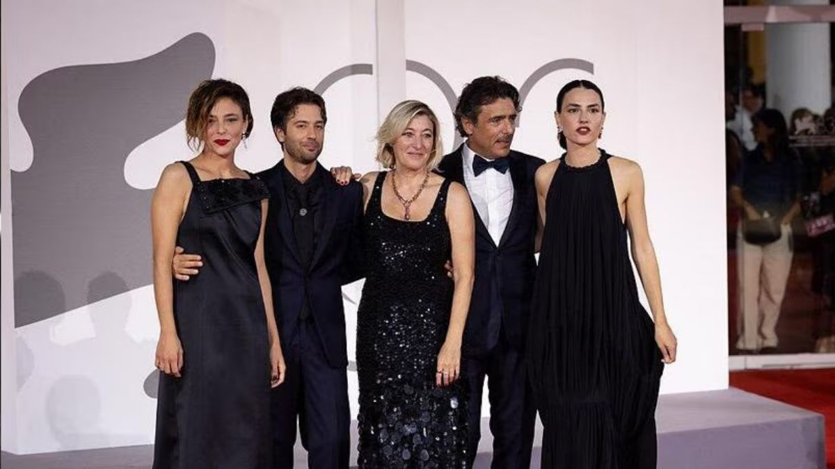 L’Estranea di Paolo Strippoli rappresenterà l’Italia nella corsa agli Oscar 2027. La trama, il cast, l'uscita al cinema e in streaming.