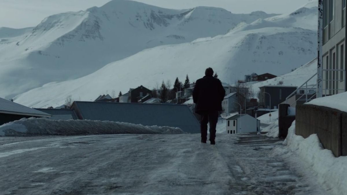 Cos’è il Nordic Noir e perché ci affascina? Atmosfere gelide, crimini, tensione psicologica e oscurità: il segreto dei thriller scandinavi.