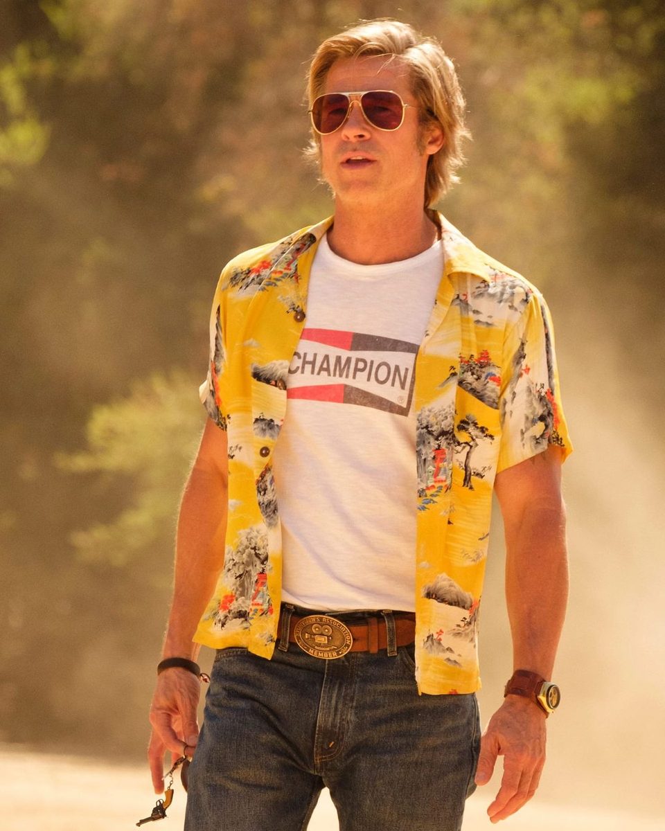 Brad Pitt torna nei panni di Cliff Booth, il personaggio di C'era una volta a... Hollywood per cui ha vinto l'Oscar.