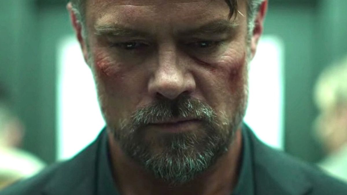 Blackout (2022) conquista la Top 10 di Netflix Italia. Trama, cast e curiosità sul thriller d'azione con Josh Duhamel e Nick Nolte.