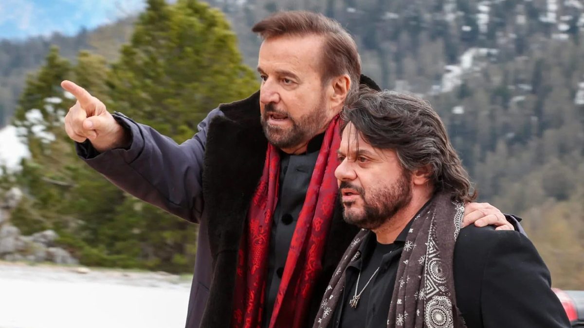 De Sica e Lillo sono primi su Netflix con Cortina Express. Trama, cast, recensioni e perché questa commedia riporta in vita il cinepanettone.