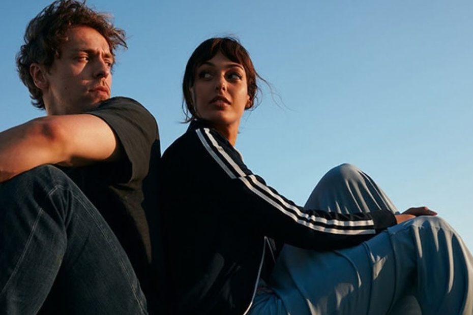 One-Way to Tomorrow è il film romantico turco su Netflix con Dilan Çiçek Deniz e Metin Akdülger: trama, cast e perché vale la pena vederlo.