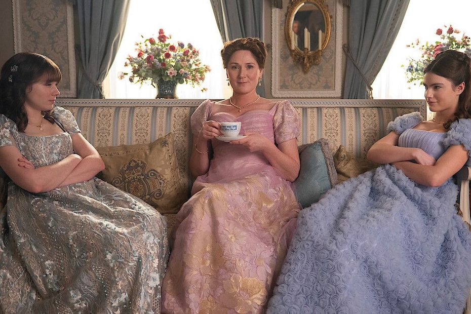 Netflix lavora a uno spin-off di Bridgerton dedicato a Violet, la matriarca della famiglia. Ecco cosa sappiamo sulla nuova serie TV.