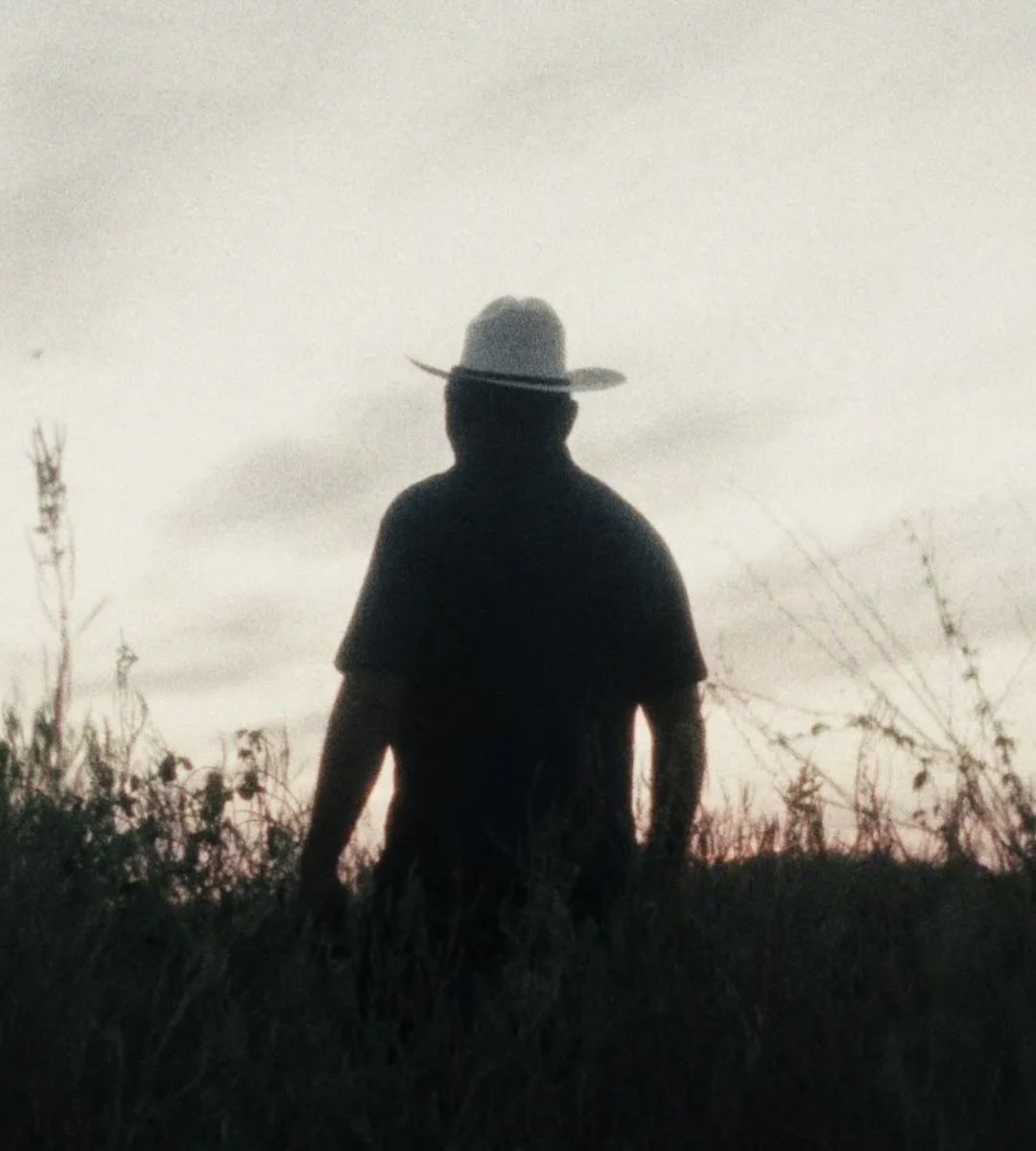 Dopo decenni di latitanza, El Mayo Zambada viene catturato. Su Netflix la storia vera del boss del cartello di Sinaloa e i misteri del suo arresto.