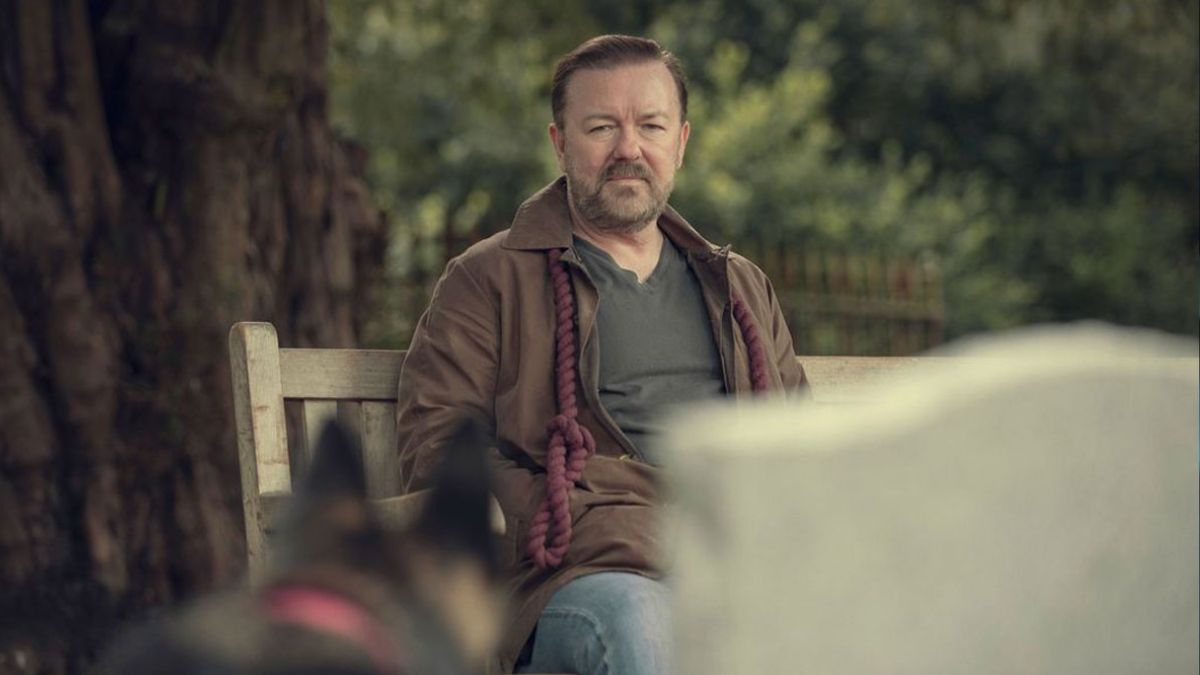 After Life è la serie Netflix scritta e interpretata da Ricky Gervais che fa ridere e commuovere. Scopri trama, cast e perché guardarla.