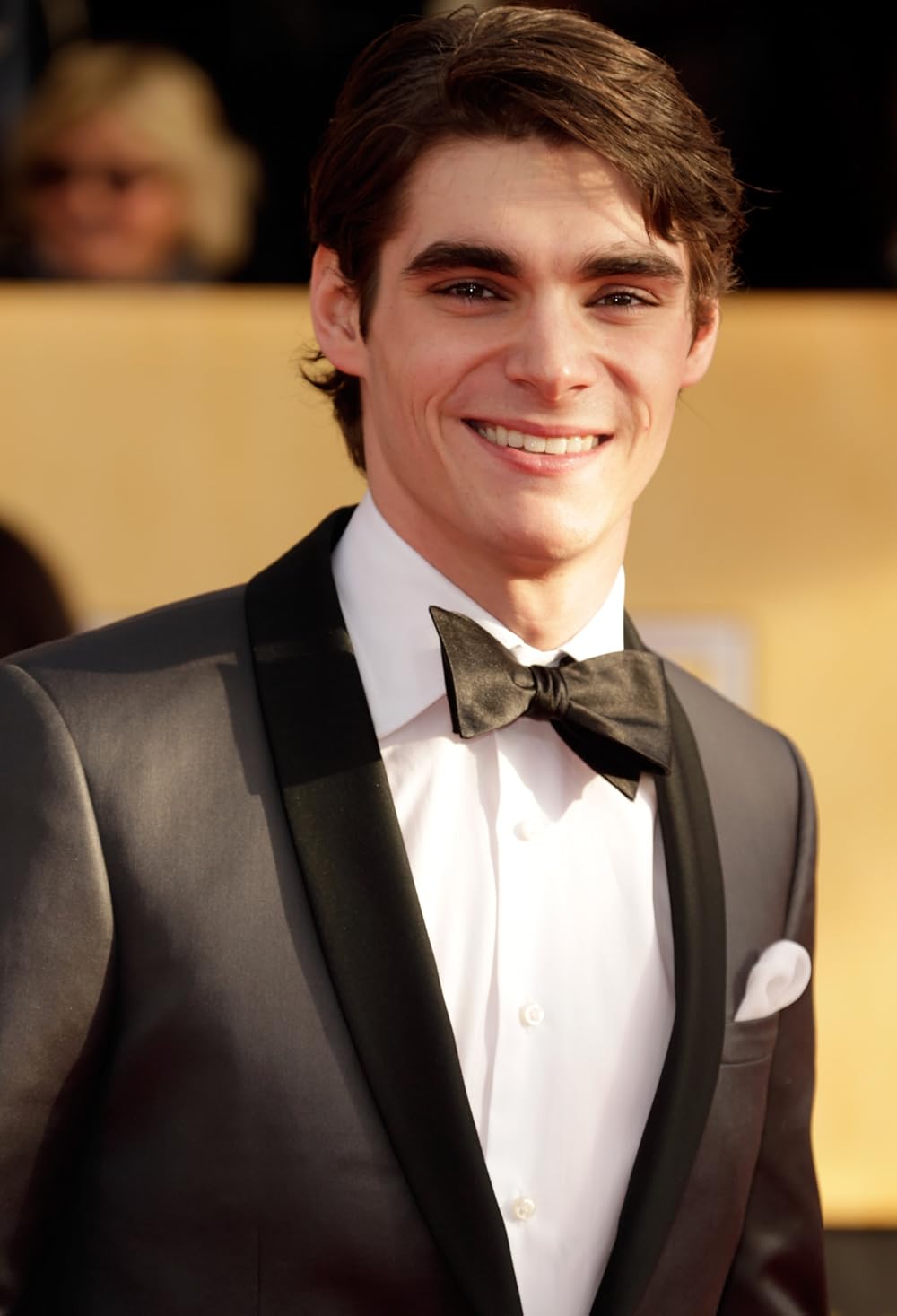 Lutto nel mondo di Breaking Bad: è morto a soli 34 anni RJ Mitte, uno degli attori più amati della celebre serie.