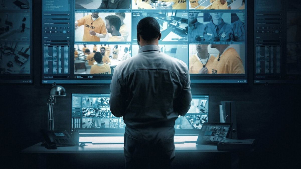 Netflix riporta in vita il controverso esperimento carcerario di Stanford: 30 persone entrano in un vero carcere. Ecco come funziona.